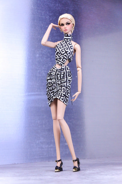 BASIC | Graphic ensemble with croptop, ruched skirt and removable sleeves for Fashion Royalty & NU Face